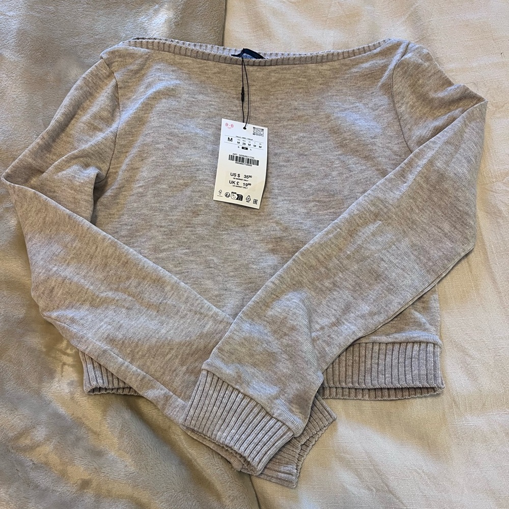 Zara Women's Beige Sweater